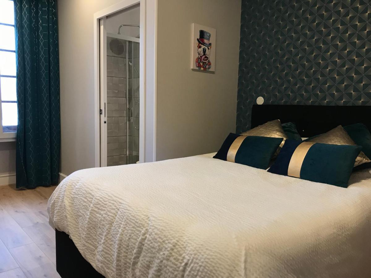 Logis Le Cheval Blanc Hotell Saint-Just  Exteriör bild